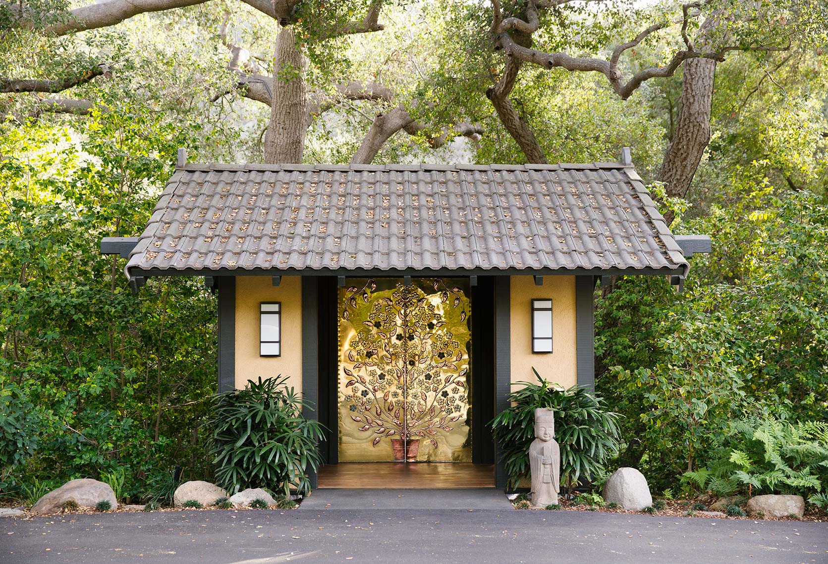 GoldenDoor-3025